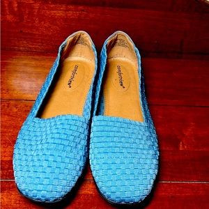Comfort view loafers